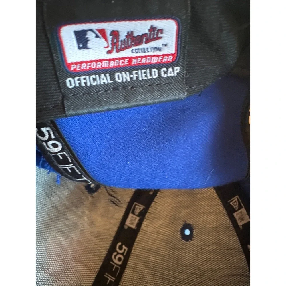 Toronto Blue Jays MLB New Era 59Fifty Cap Size 6 7/8 Blue Authentic On-Field Hat